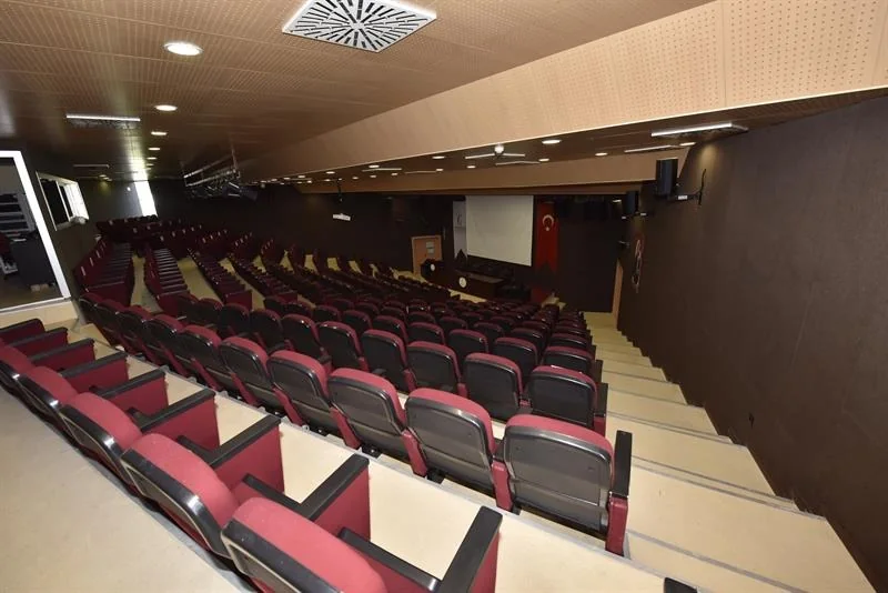 260 kişilik salon